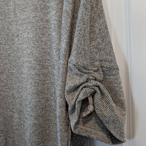Max Studio Top Size 3X Oat Gray Ruched Sleeve Soft Ribbed Knit Comfy Blouse NWT - Picture 8 of 16